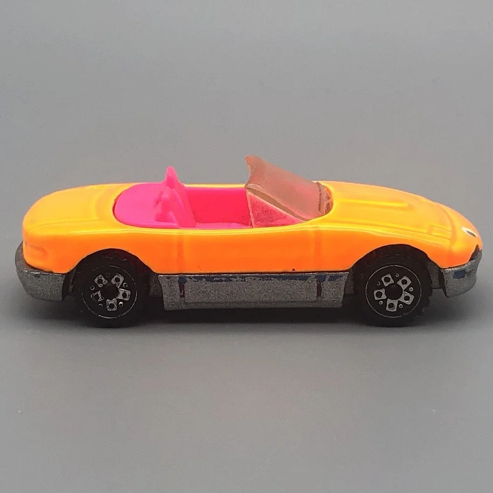 Hot Wheels Mazda Miata Sports Car Orange Pink G-Force Raceset Diecast 1/64 Scale